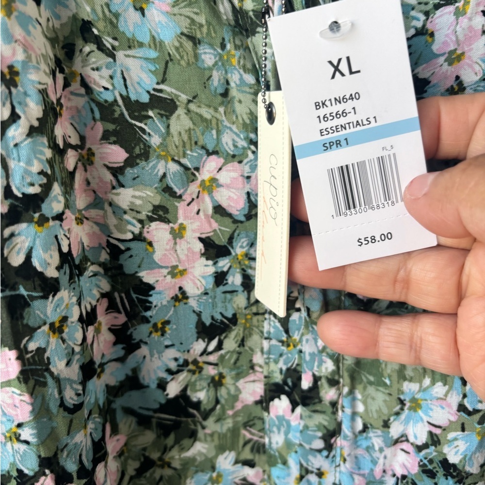 Floral Print Women's Blouse in Green - Picture 3 of 8